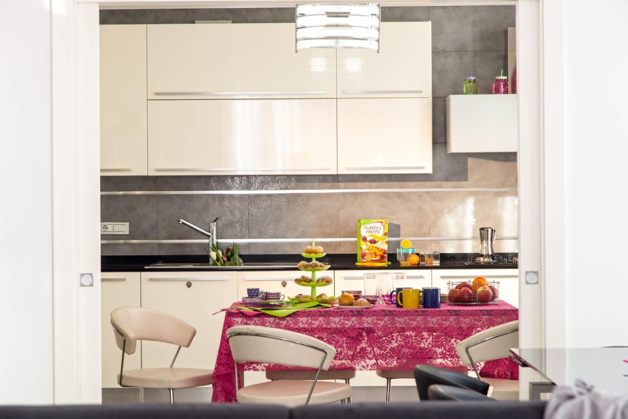 Ferdinando Arthouse Oversized Modern Apartment - By Gocce Team 나폴리 외부 사진