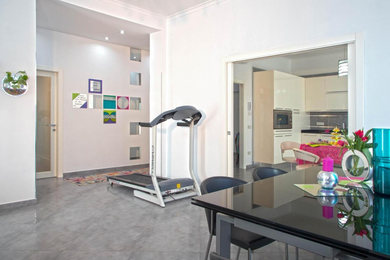 Ferdinando Arthouse Oversized Modern Apartment - By Gocce Team 나폴리 외부 사진